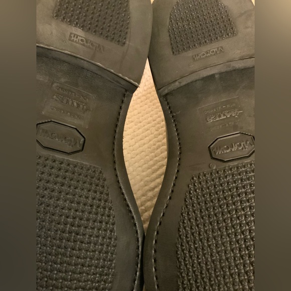 BATES - Picture 5 of 6